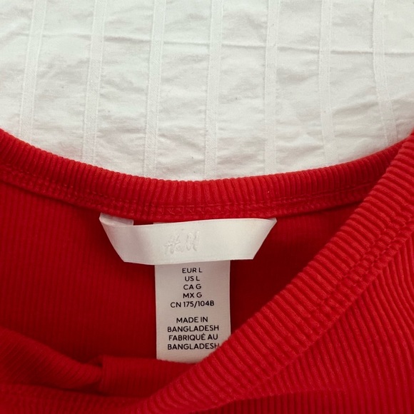 H&M top - Picture 2 of 2